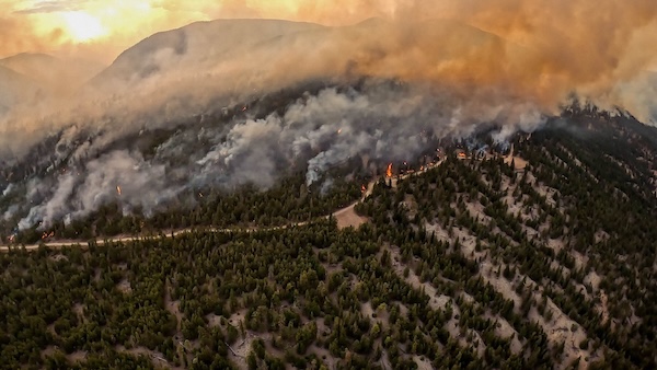 Évolution de l'incendie de Keremeos Creek durant l'été 2022